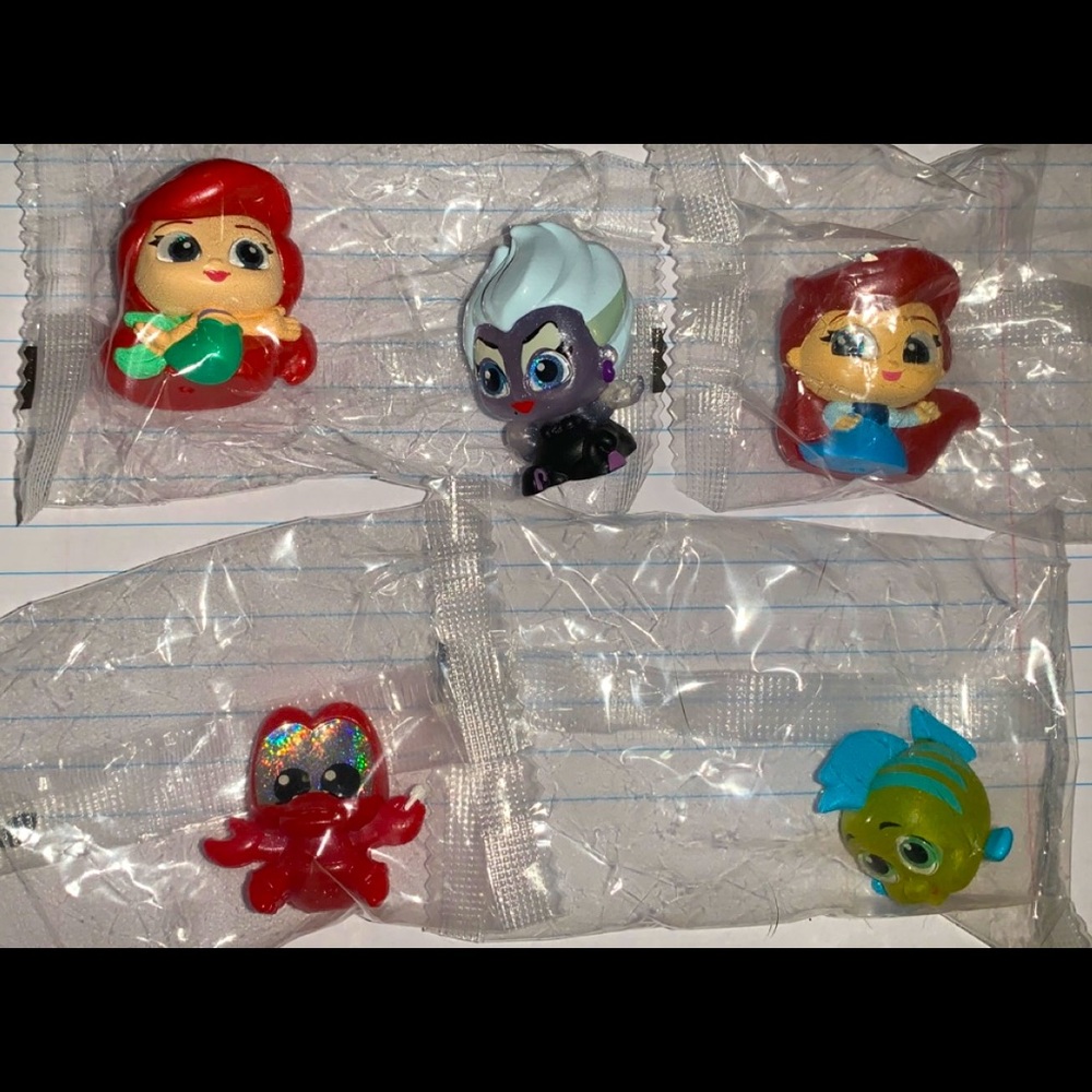 Disney Doorables Series 6- The Little Mermaid set